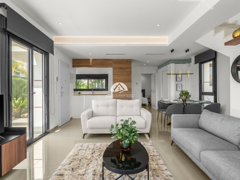 Villa for Sale in Ciudad Quesada Rojales - Ciudad Quesada, Alicante 6
