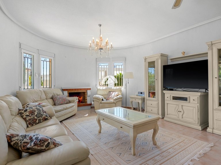 Villa for Sale in Ciudad Quesada Rojales - Ciudad Quesada, Alicante 3