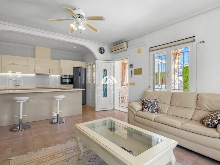 Villa for Sale in Ciudad Quesada Rojales - Ciudad Quesada, Alicante 7