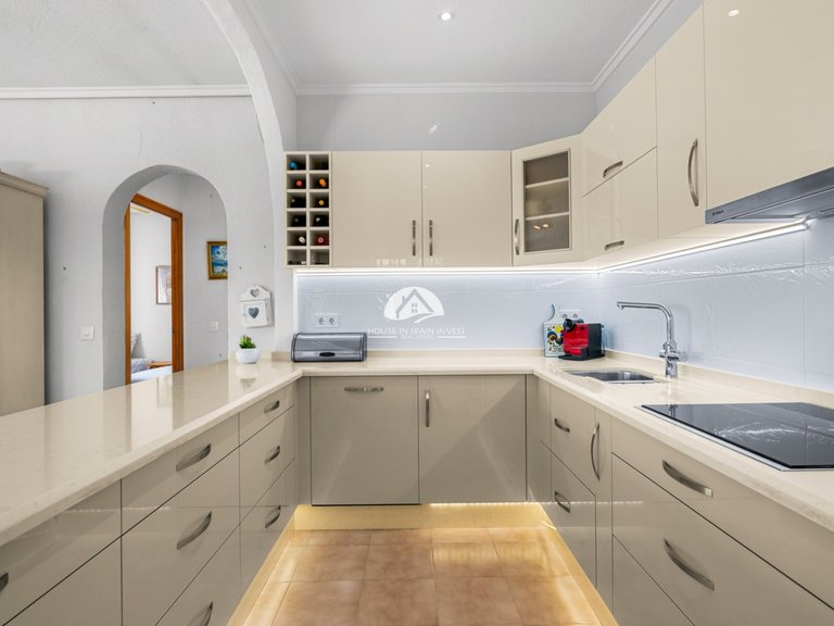 Villa for Sale in Ciudad Quesada Rojales - Ciudad Quesada, Alicante 9