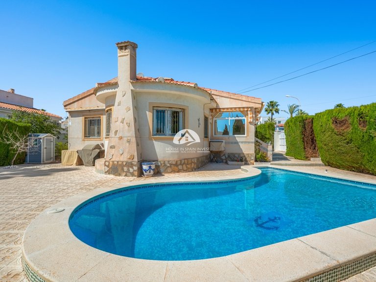 Villa for Sale in Ciudad Quesada Rojales - Ciudad Quesada, Alicante 23