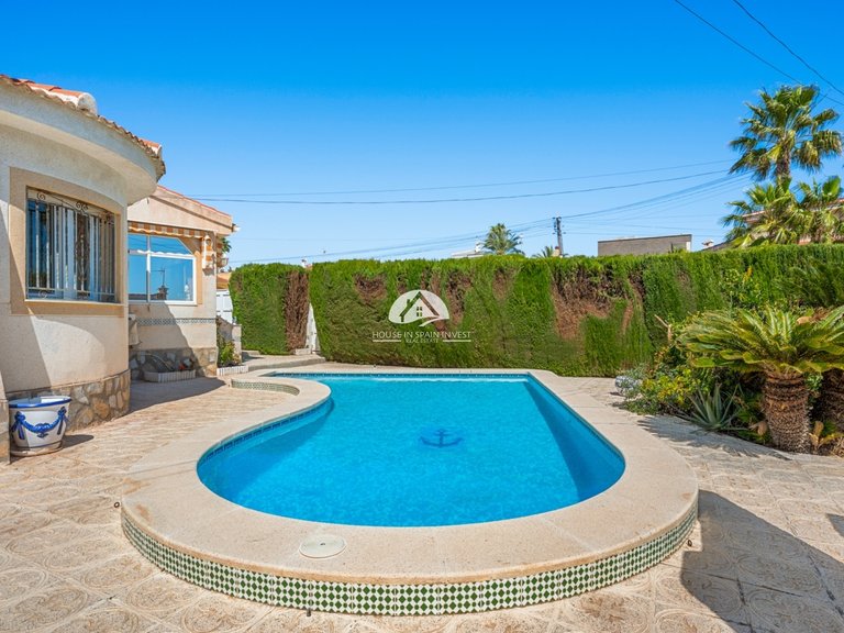 Villa for Sale in Ciudad Quesada Rojales - Ciudad Quesada, Alicante 24