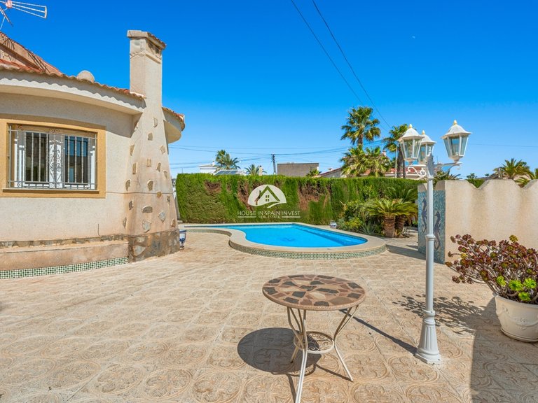 Villa for Sale in Ciudad Quesada Rojales - Ciudad Quesada, Alicante 26
