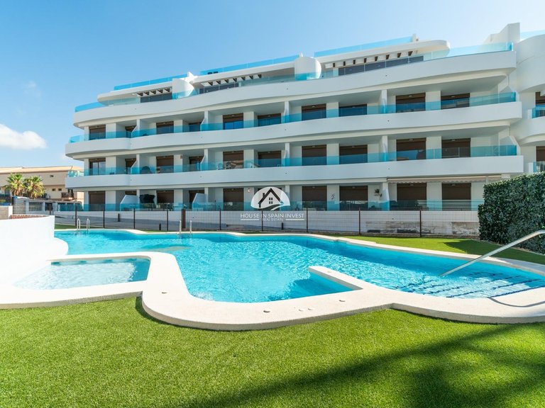 Apartment for Sale in Playa Flamenca Orihuela Costa, Alicante 1