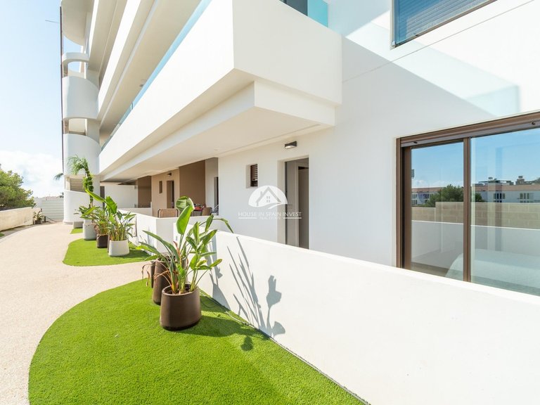 Apartment for Sale in Playa Flamenca Orihuela Costa, Alicante 33