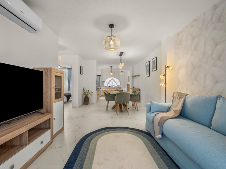 Apartment for Sale in Playa del Cura Torrevieja, Alicante 1