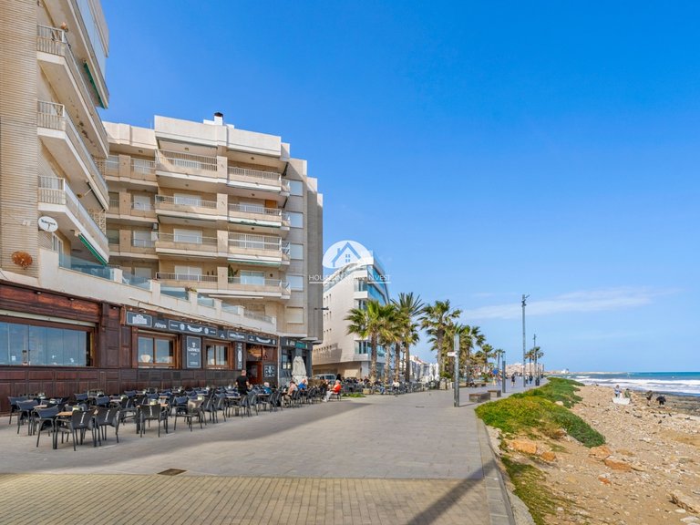 Apartment for Sale in Playa del Cura Torrevieja, Alicante 26