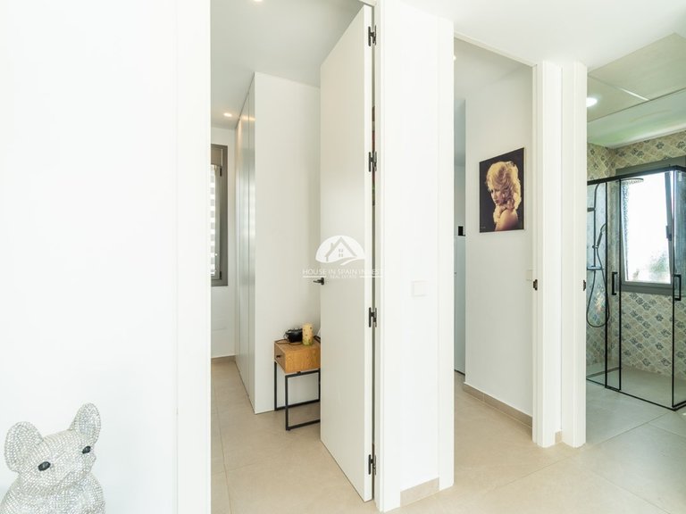 Villa for Sale in Villamartín - Las Filipinas Orihuela Costa, Alicante 15