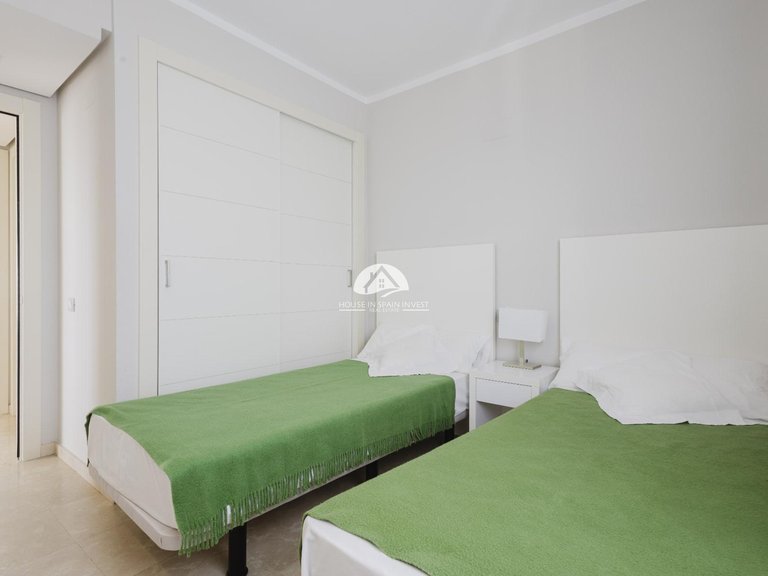 Penthouse for Sale in Las Colinas Golf Orihuela Costa, Alicante 17