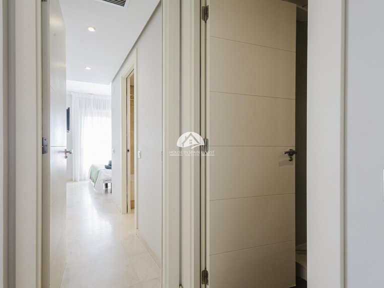 Penthouse for Sale in Las Colinas Golf Orihuela Costa, Alicante 18