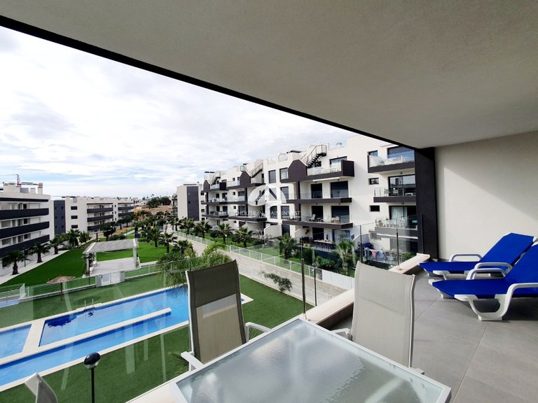 Apartment for Sale in Villamartín - Las Filipinas Orihuela Costa, Alicante 1
