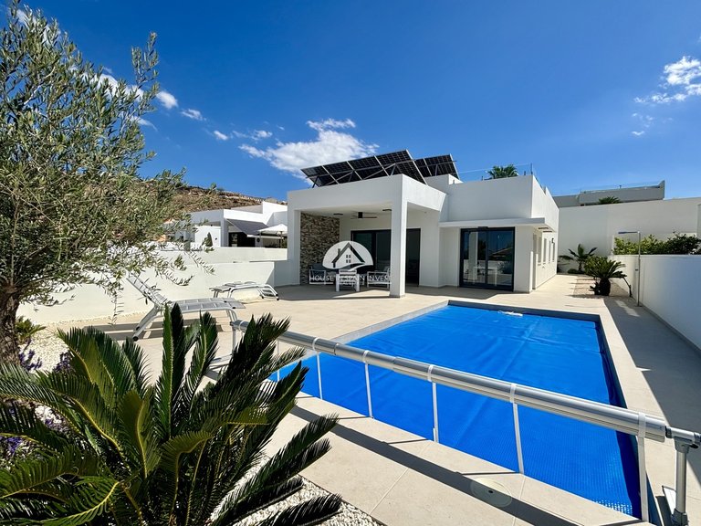 Villa for Sale in Benijofar Benijofar, Alicante 1