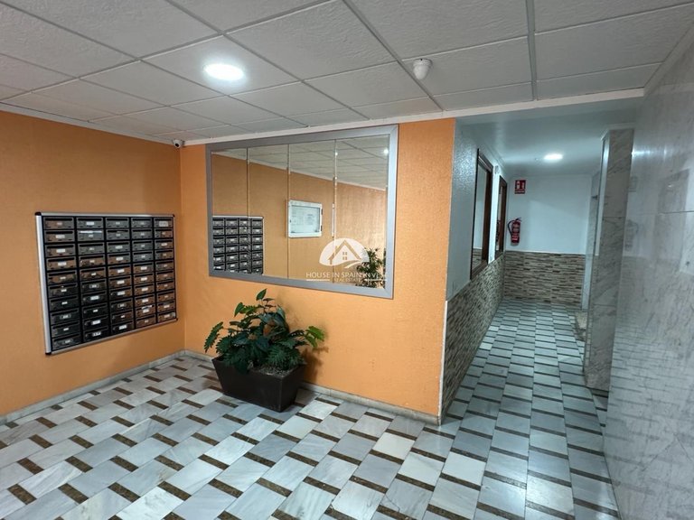 Apartment for Sale in El Acequión - Los Náufragos Torrevieja, Alicante 35