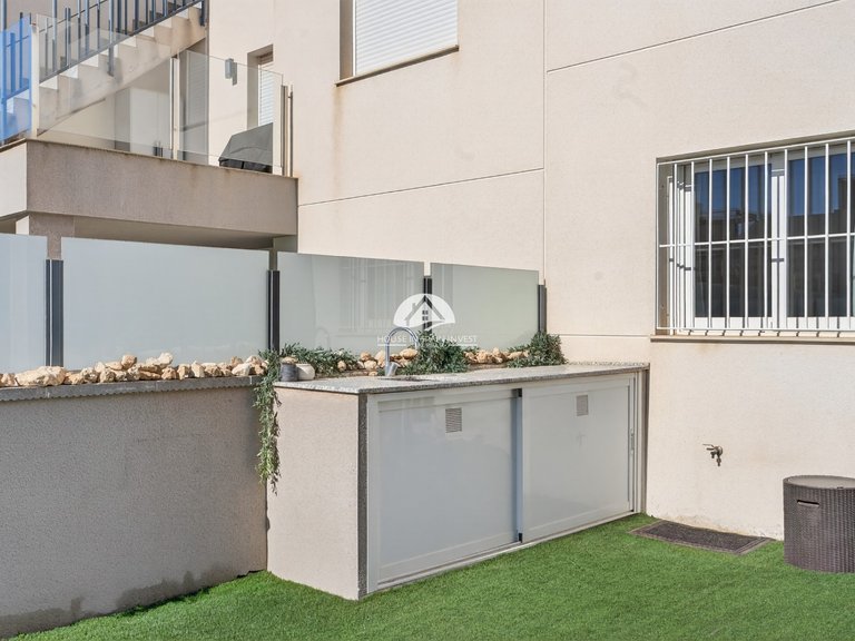 Apartment for Sale in Aguas Nuevas - Sector 25 Torrevieja, Alicante 4