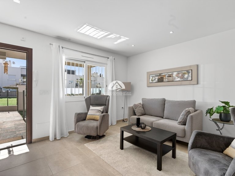 Apartment for Sale in Aguas Nuevas - Sector 25 Torrevieja, Alicante 8