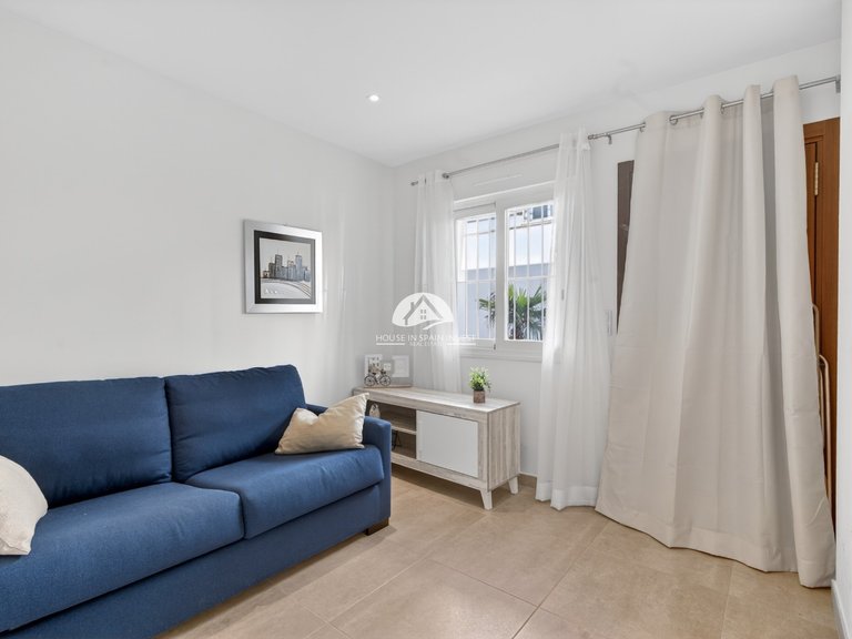 Apartment for Sale in Aguas Nuevas - Sector 25 Torrevieja, Alicante 21