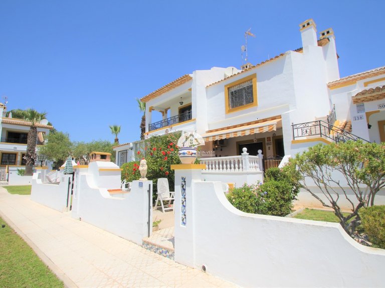 Town House for Sale in Villamartín - Las Filipinas Orihuela Costa, Alicante 1