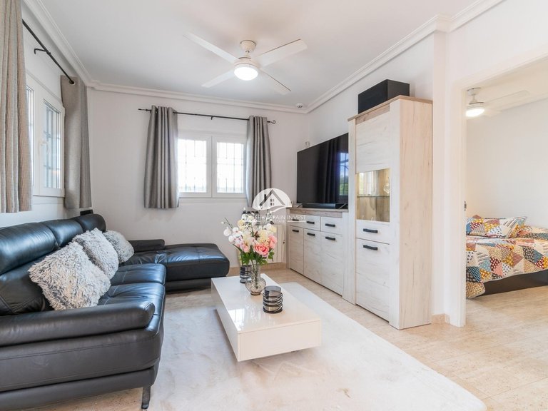 Villa for Sale in Playa Flamenca Orihuela Costa, Alicante 4