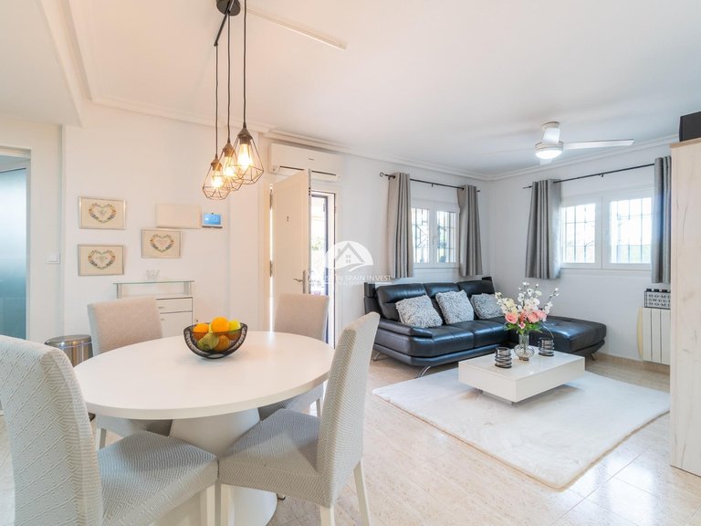 Villa for Sale in Playa Flamenca Orihuela Costa, Alicante 8