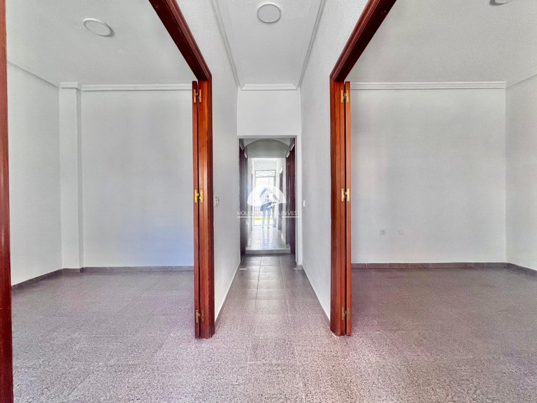 Town House for Sale in Zona Pueblo Pilar De La Horadada, Alicante 2