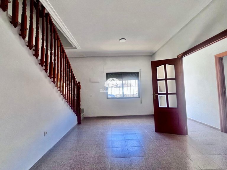 Town House for Sale in Zona Pueblo Pilar De La Horadada, Alicante 5