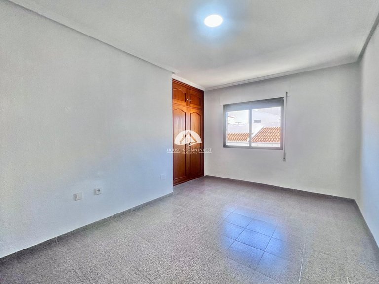 Town House for Sale in Zona Pueblo Pilar De La Horadada, Alicante 12