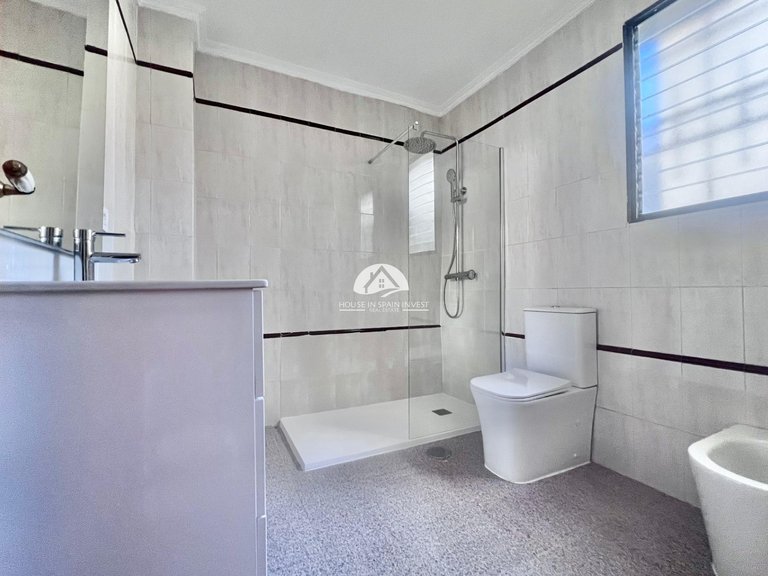 Town House for Sale in Zona Pueblo Pilar De La Horadada, Alicante 17