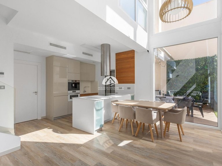 Villa for Sale in Pueblo bravo Rojales - Ciudad Quesada, Alicante 11