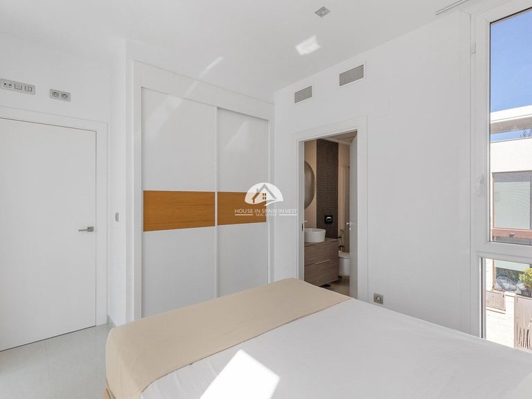 Villa for Sale in Pueblo bravo Rojales - Ciudad Quesada, Alicante 19