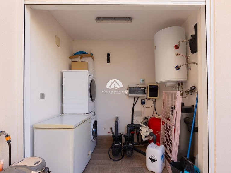 Villa for Sale in Pueblo bravo Rojales - Ciudad Quesada, Alicante 29