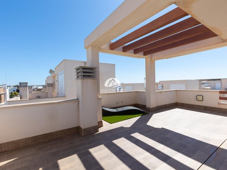 Villa for Sale in Pueblo bravo Rojales - Ciudad Quesada, Alicante 38