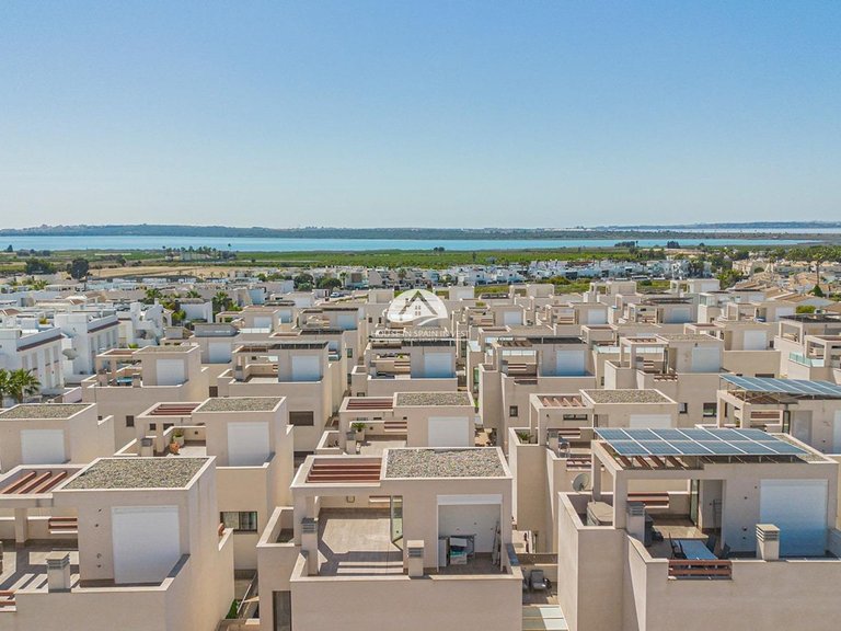 Villa for Sale in Pueblo bravo Rojales - Ciudad Quesada, Alicante 39