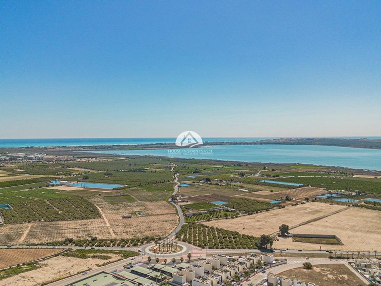 Villa for Sale in Pueblo bravo Rojales - Ciudad Quesada, Alicante 44