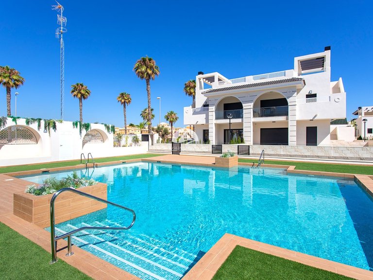 Apartment for Sale in Ciudad Quesada Rojales - Ciudad Quesada, Alicante 1