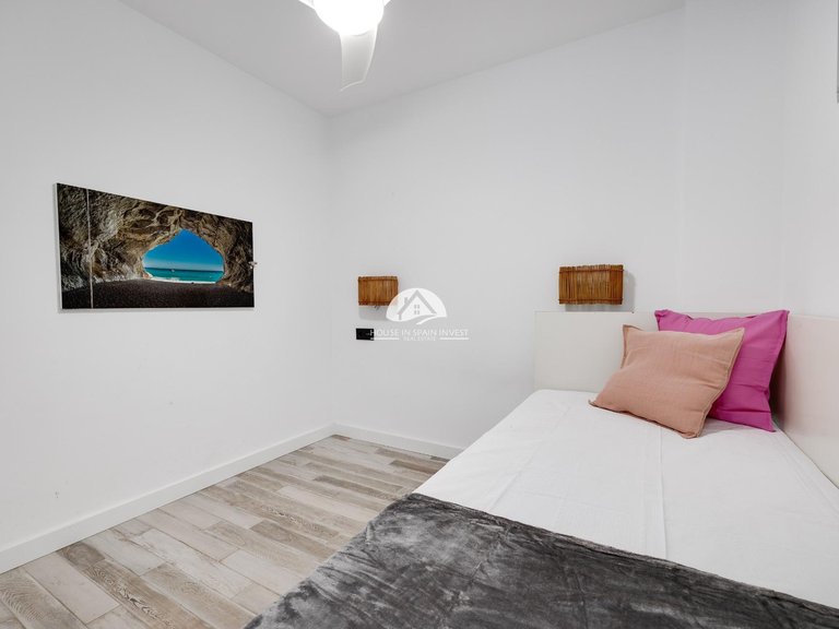 Apartment for Sale in Punta Prima Torrevieja, Alicante 7