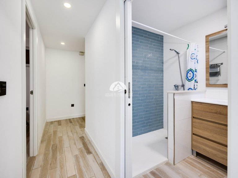 Apartment for Sale in Punta Prima Torrevieja, Alicante 28