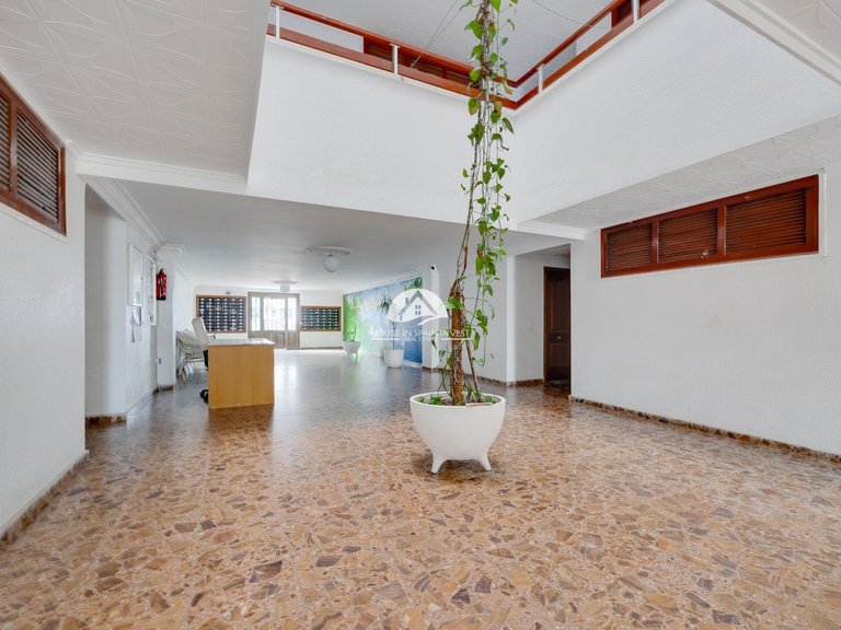 Apartment for Sale in Punta Prima Torrevieja, Alicante 32