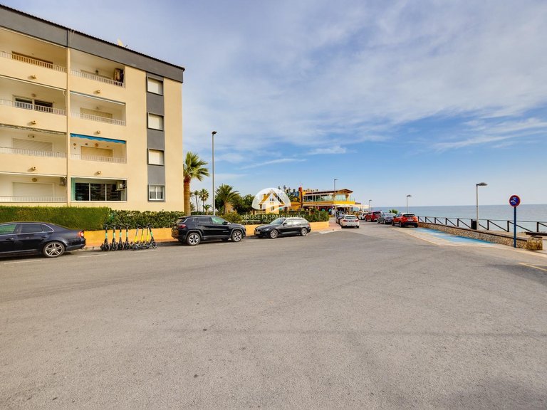 Apartment for Sale in Punta Prima Torrevieja, Alicante 36