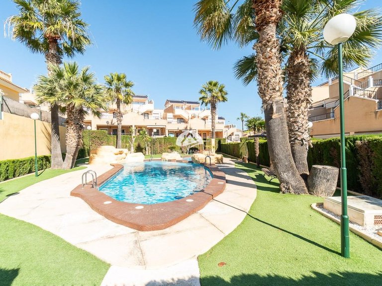 Apartment for Sale in Villamartín - Las Filipinas Orihuela Costa, Alicante 32