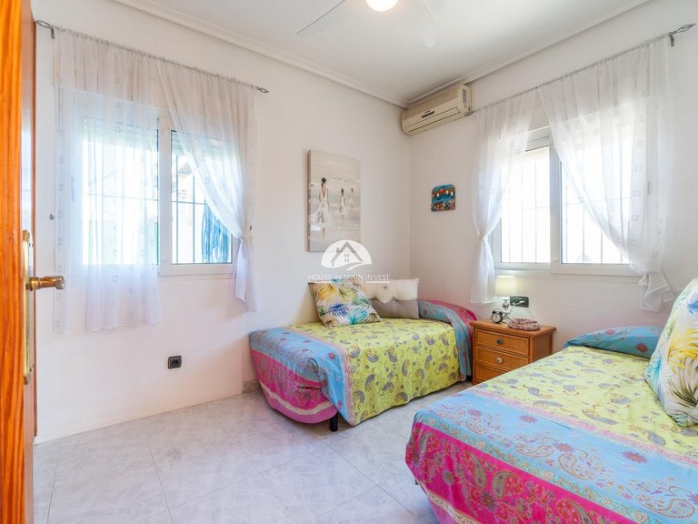 Villa for Sale in Playa Flamenca Orihuela Costa, Alicante 21