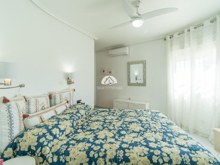 Villa for Sale in Playa Flamenca Orihuela Costa, Alicante 29