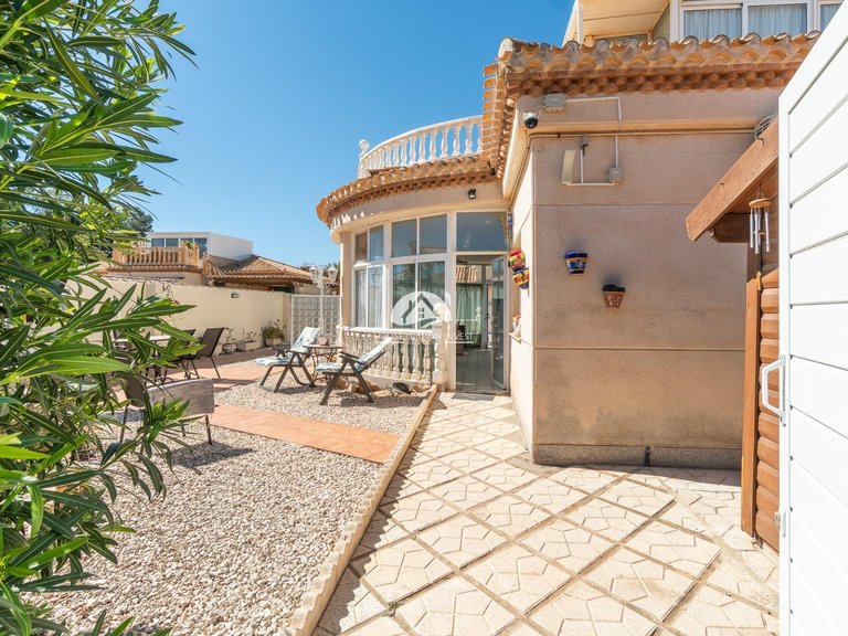 Villa for Sale in Playa Flamenca Orihuela Costa, Alicante 41