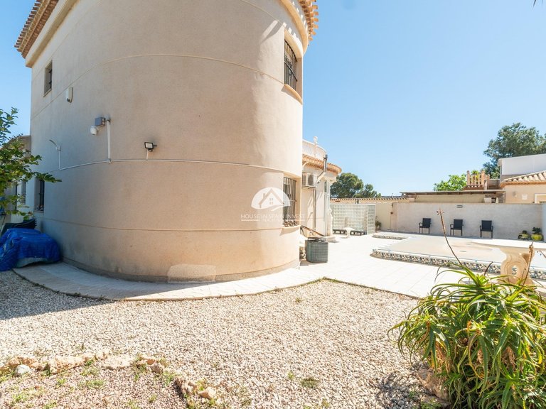 Villa for Sale in Playa Flamenca Orihuela Costa, Alicante 49