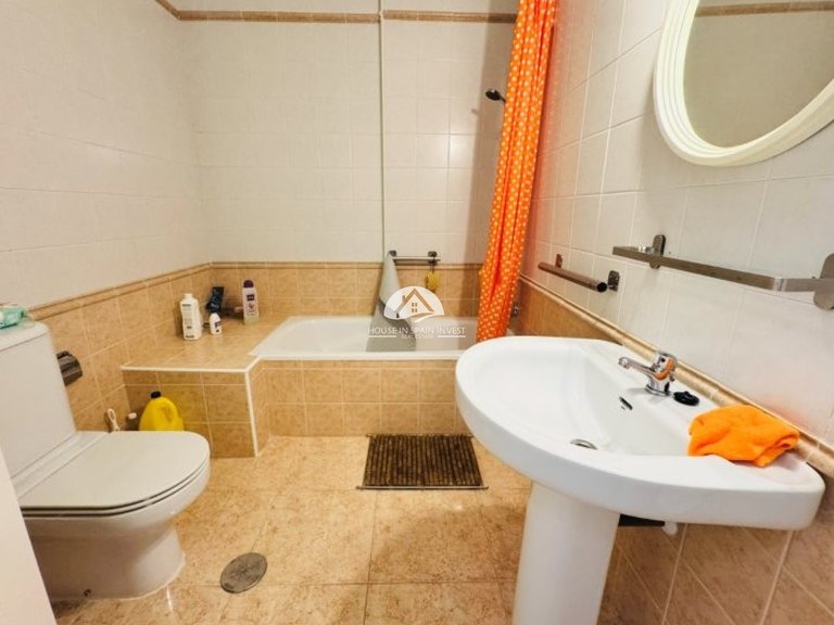 Town House for Sale in Aguas Nuevas - Sector 25 Torrevieja, Alicante 22