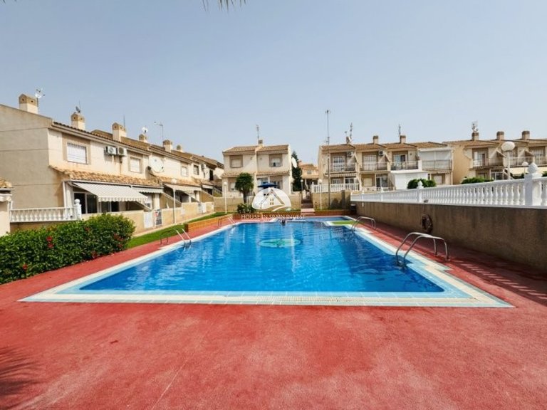 Town House for Sale in Aguas Nuevas - Sector 25 Torrevieja, Alicante 33