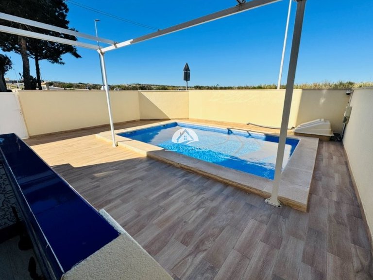 Apartment for Sale in La Mata Torrevieja, Alicante 10