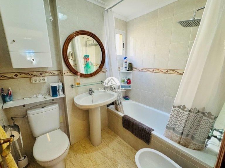 Apartment for Sale in La Mata Torrevieja, Alicante 12