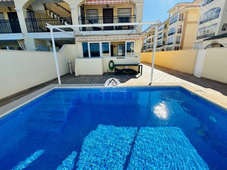 Apartment for Sale in La Mata Torrevieja, Alicante 20
