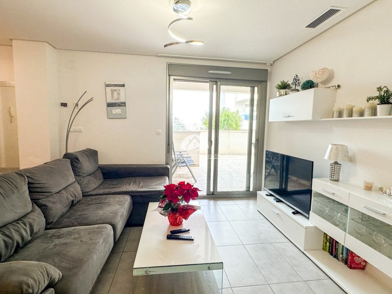 Apartment for Sale in Villamartín - Las Filipinas Orihuela Costa, Alicante 4