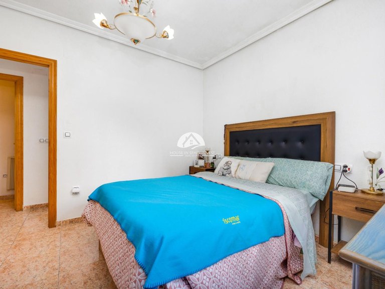 Apartment for Sale in Puerto deportivo marina salinas Torrevieja, Alicante 11